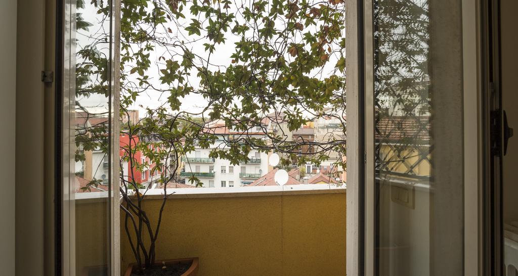 Joivy Warm Family Flat For 6 With Terrace In Milan Lejlighed Eksteriør billede