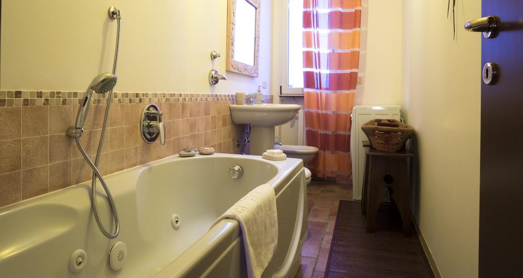 Joivy Warm Family Flat For 6 With Terrace In Milan Lejlighed Eksteriør billede